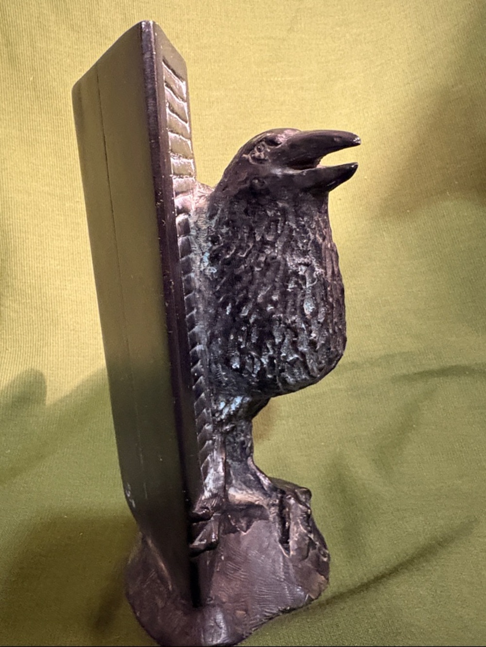 Raven/Crow A Lass Bookend - Picture 6 of 7
